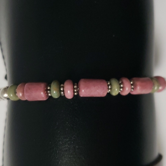 Vintage Pink Rhodonite Bracelet - Picture 2 of 6